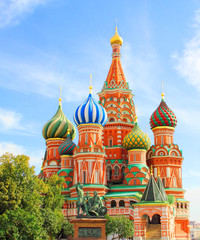 Fototapeta na wymiar Saint Basils katedra na Placu Czerwonym w Moskwie