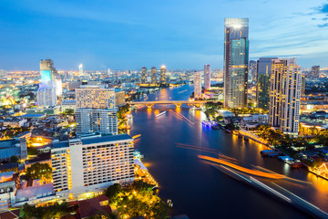 Fototapeta premium Bangkok Skyline twilight