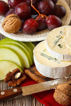 Cheese cnack.