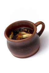 Травяной освежающий чай из целебных трав