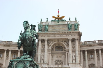 Reiterdenkmal Prinz Eugens vor der Nationalbibliothek in Wien