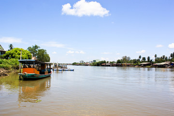 Fototapeta premium Traditional boats in Amphawa