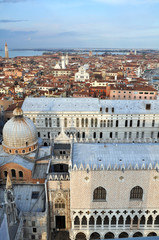 Fototapeta na wymiar Panorama von Venedig, Italien