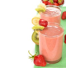 Smoothie of strawberries and kiwi