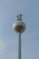 Fototapeta na wymiar water pressure tower