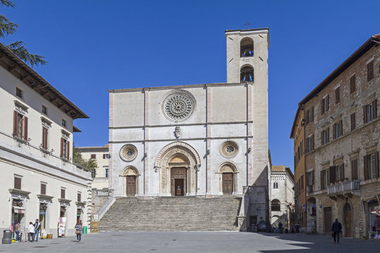 Kathedrale in Todi