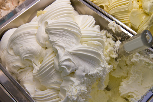 gelato al fiordilatte