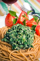 Pasta with nettles sauce