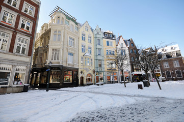 Fototapeta na wymiar Münsterplatz in Aachen im Winter