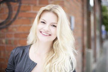 Fototapeta premium attraktives weibliches Model im Portrait