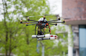Octocopter flying