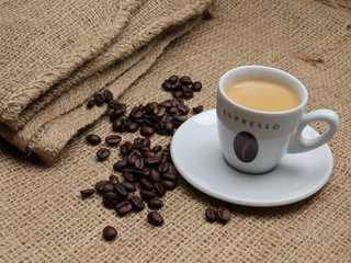 Kaffebohnen und Espresso