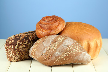 Composition with bread and rolls