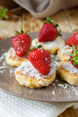 cheese pancakes with strawberries