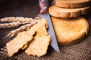 toasted bread and wheat