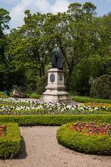 Fototapeta na wymiar The parks of Cardiff City Centre 