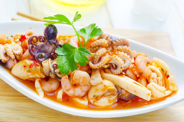 salad with seafood