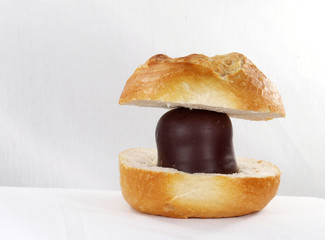 schaumkuss im Brötchen