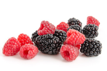 Himbeeren und Brombeeren