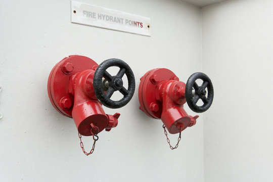 รูปภาพHydrants – เลือกดูภาพถ่ายสต็อก เวกเตอร์ และวิดีโอ42,835 | Adobe Stock