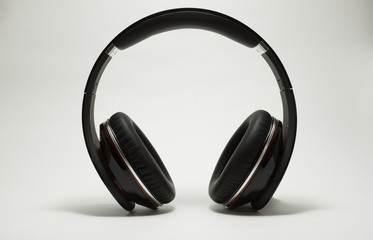 Fototapeta na wymiar Headphones isolated on white