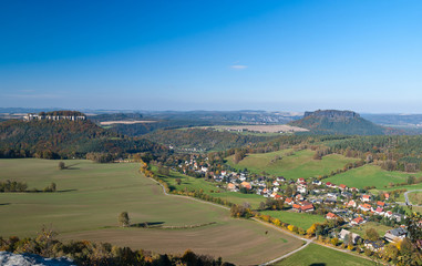 Fototapeta na wymiar View from Barbarina towards Koenigstein and Lilienstein
