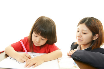 勉強を楽しむ女の子