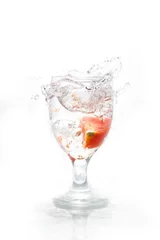 Foto op Plexiglas water splash on the glass © Om Yos