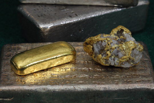 Silver & Gold Bullion Bars (Ingots) and Gold / Quartz Specimen