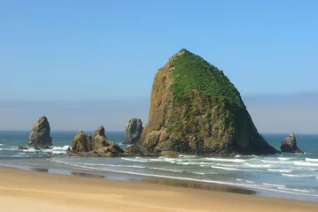 Foto op Plexiglas Kust De rots &quot hoofd van yaquina&quot  aan de kust van de Stille Oceaan.