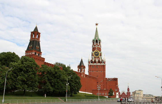 Moscou ,la tour du Sauveur