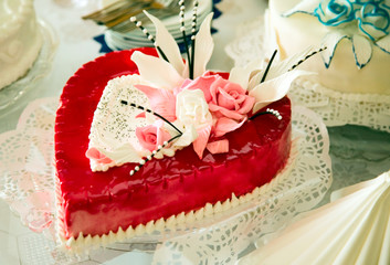 Wedding cake like heart