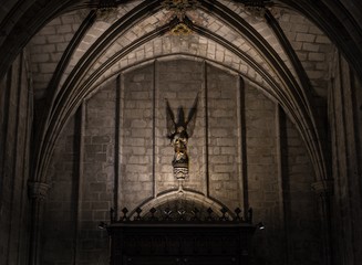 Obraz premium BARCELONA - MARCH 31: Interior of Cathedral of the Holy Cross