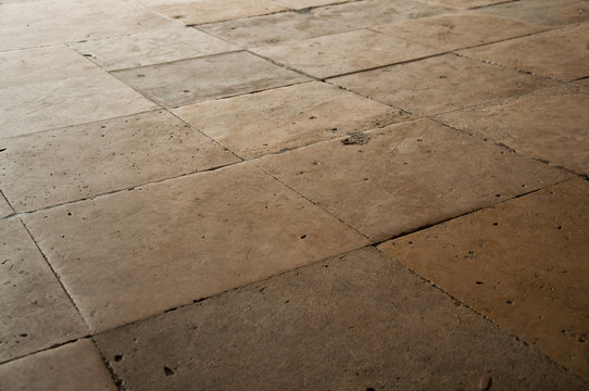 Carrelage ancien
