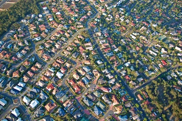 Keuken spatwand met foto Luchtfoto van de daken van de buitenwijken in de buurt van Brisbane, Australië © erodygin