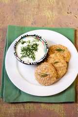 Bran breaded cottage cheese cakes