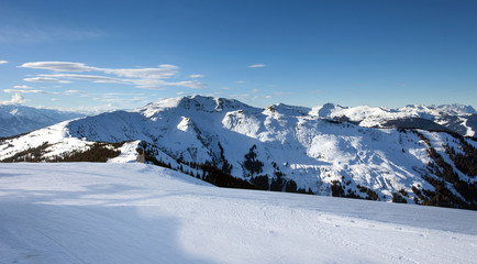 Fototapeta na wymiar Ski slopes on Schmitten, next to Zell Am See resort