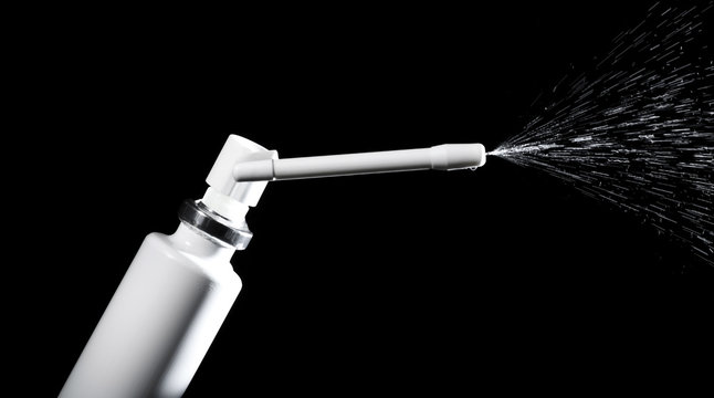 Rachenspray auf schwarzem Hintergrund