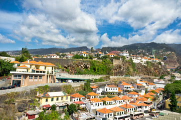 Fototapeta na wymiar Piękny widok na Funchal, Madeira Island, Portugal
