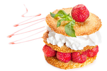 Sesame pastry with whipped cream and strawberries