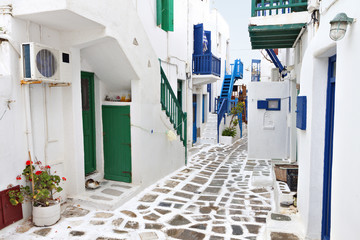 Fototapeta premium Traditional streets of Mykonos island in Greece