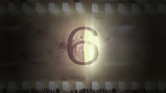 P&eacute;licula de cine con una cuenta atr&aacute;s