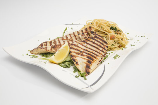 Putenbrust gegrillt mit Spaghetti
