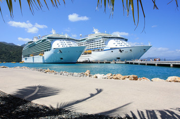 cruise ships in the Caribbean