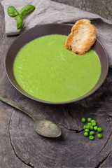 Soup made of green vegetables..