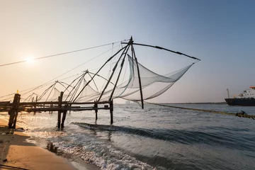 Zelfklevend Fotobehang Kochi, India. Chinese fishing nets © sergemi