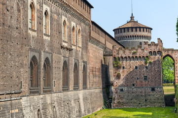 Fototapeta na wymiar Mediolan (Lombardia, Włochy) - średniowieczny zamek