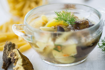 mushroom soup with noodles