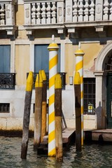 Fototapeta na wymiar Anlegestelle w Venedig