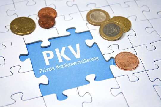 Puzzle mit Geld und PKV